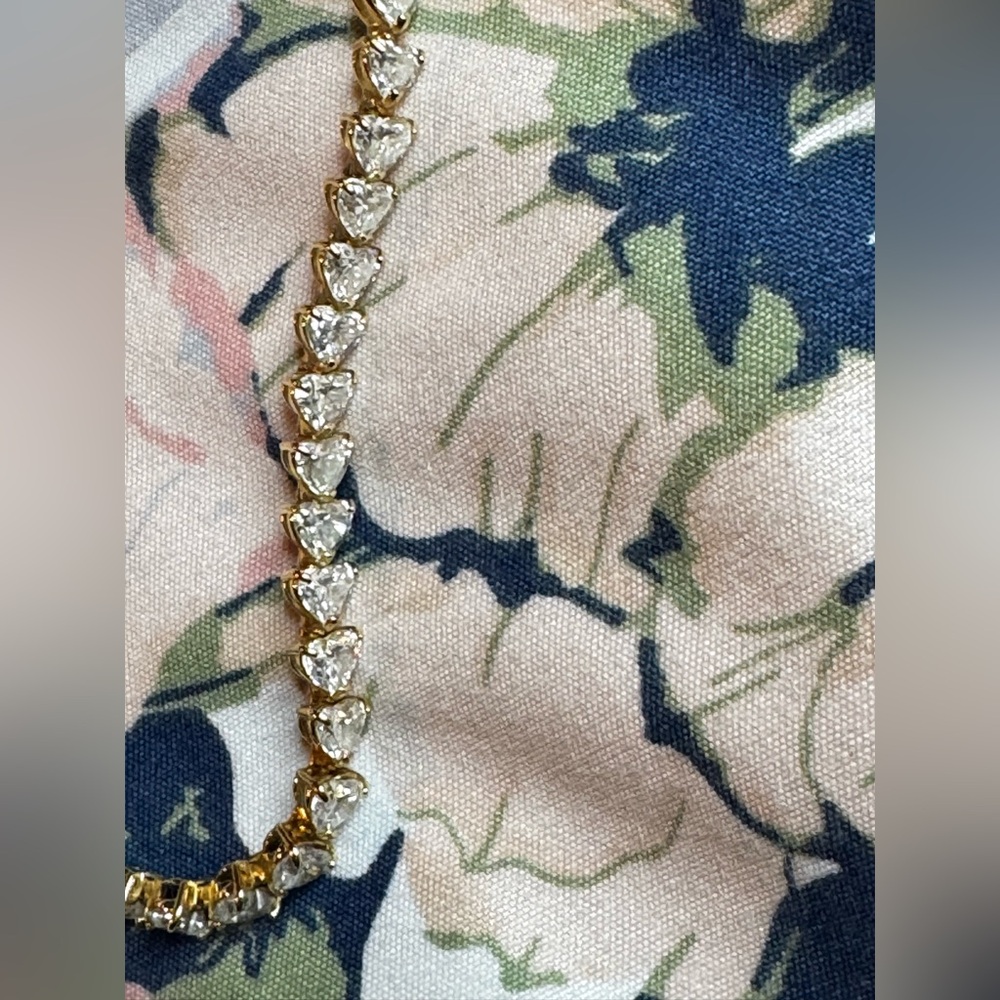 18k Japan real Gold Heart Bracelet w/ 10 carat VS clarity Lab grown diamonds - Picture 2 of 6